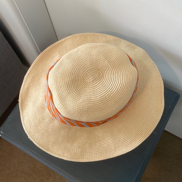 Uniqlo | Marimekko Women's Sun Hat with Orange & Grey Stripe Fabric Band - Picture 7 of 16